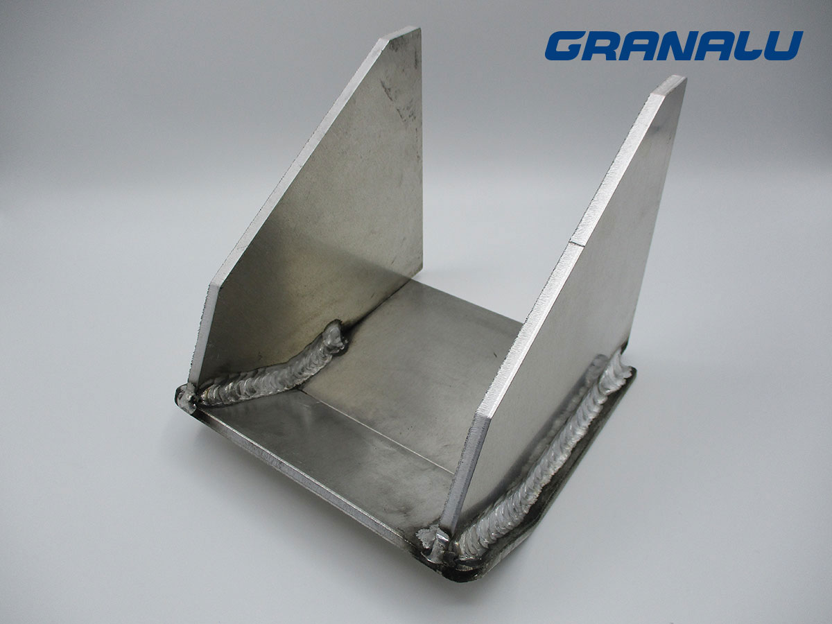 GUÍA EN CAJA PARA CHASIS CR